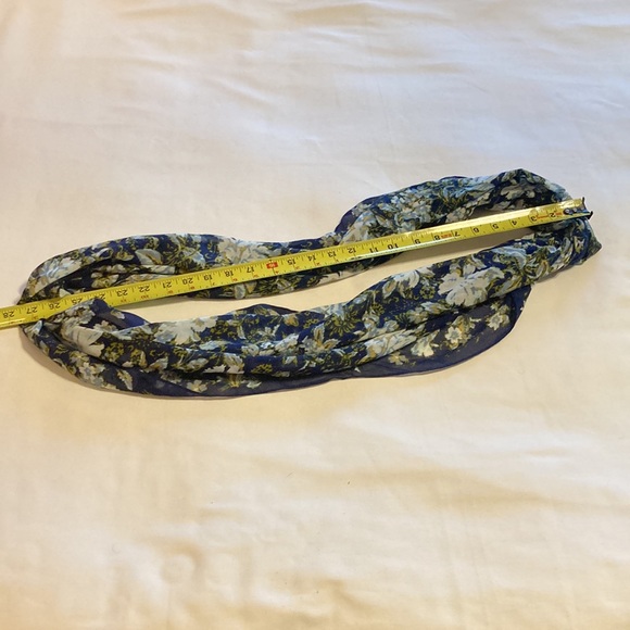 J. Jill infinity scarf. - Picture 8 of 8